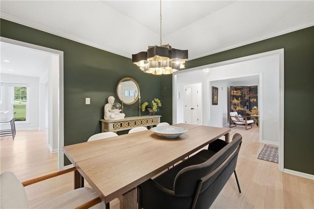 12855 Sagamore Road, Leawood, KS 66209