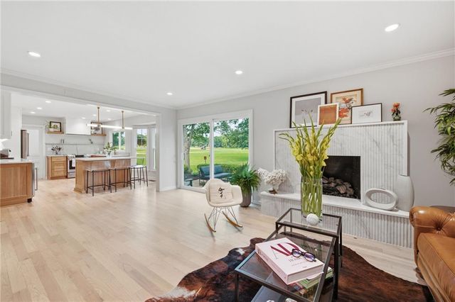 12855 Sagamore Road, Leawood, KS 66209