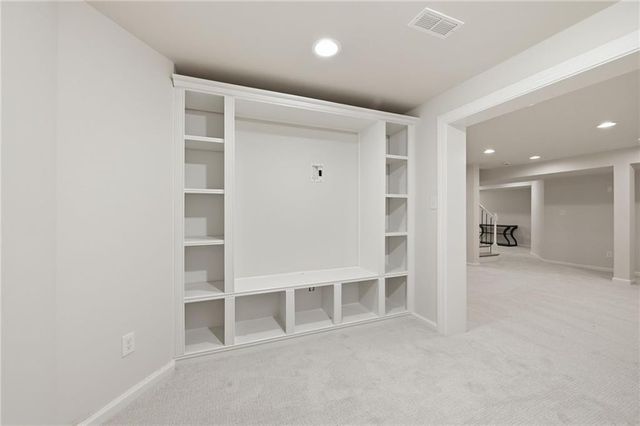 12855 Sagamore Road, Leawood, KS 66209