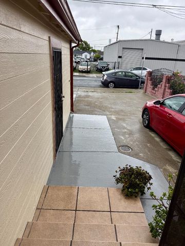 2200 Sutter Avenue, San Pablo, CA 94806