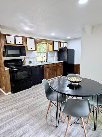 2149 Carrie Lane, Norman, OK 73026