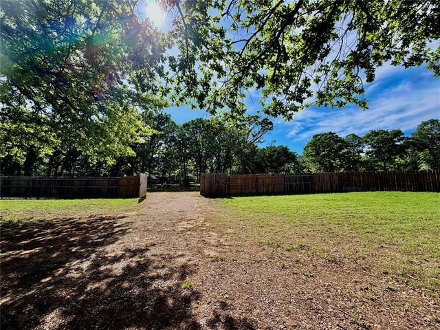 2149 Carrie Lane, Norman, OK 73026