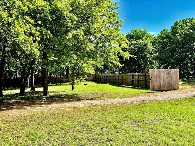 2149 Carrie Lane, Norman, OK 73026