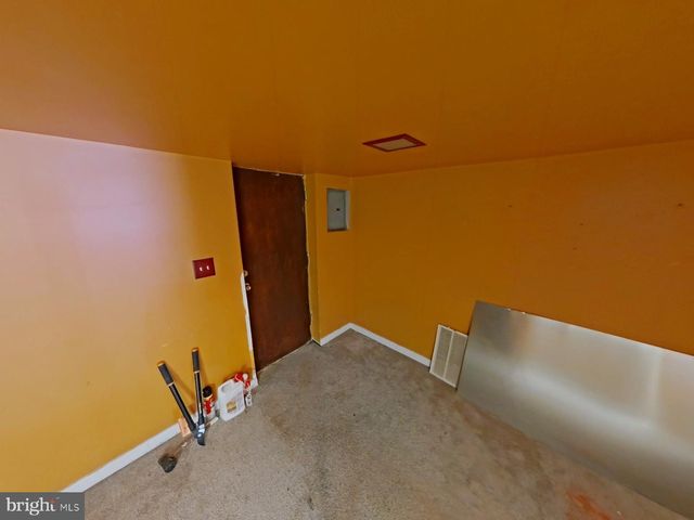 1547 RAINER RD, Brookhaven, PA 19015