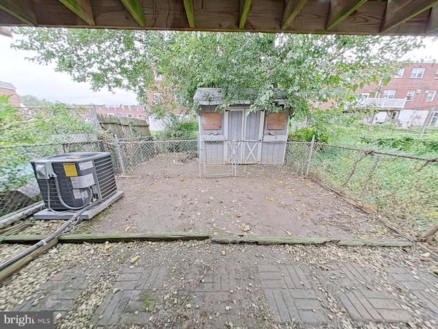 1547 RAINER RD, Brookhaven, PA 19015