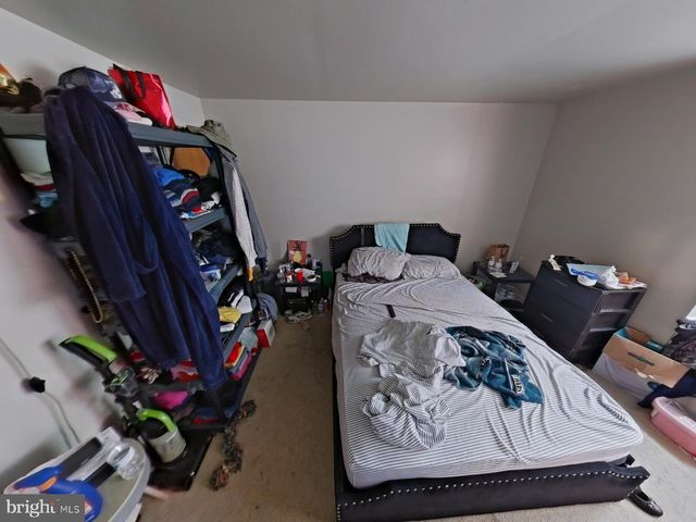 1547 RAINER RD, Brookhaven, PA 19015