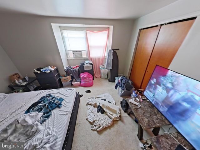 1547 RAINER RD, Brookhaven, PA 19015