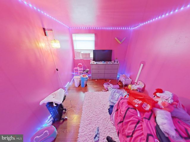 1547 RAINER RD, Brookhaven, PA 19015