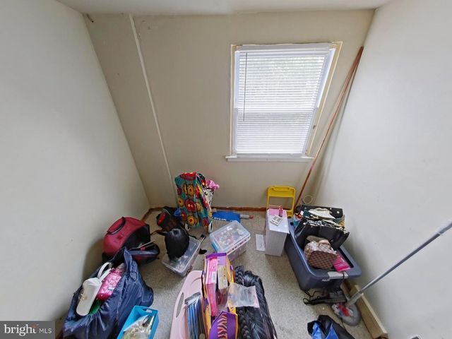 1547 RAINER RD, Brookhaven, PA 19015