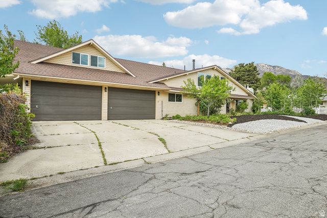 7312 S 2980 E, Cottonwood Heights, UT 84121