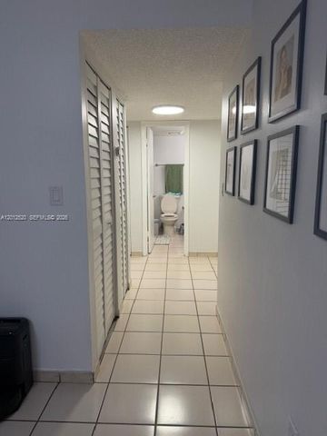 1656 W 57th Ter, Hialeah, FL 33012