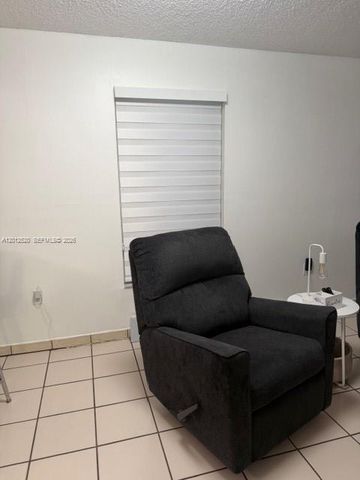 1656 W 57th Ter, Hialeah, FL 33012