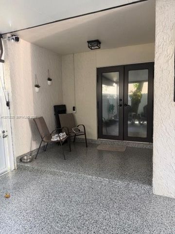 1656 W 57th Ter, Hialeah, FL 33012