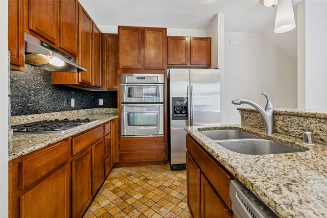 2112 Grove Park Lane, Richardson, TX 75080