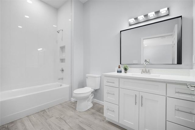 5444 SIMMONS RD, Lakeland, FL 33811