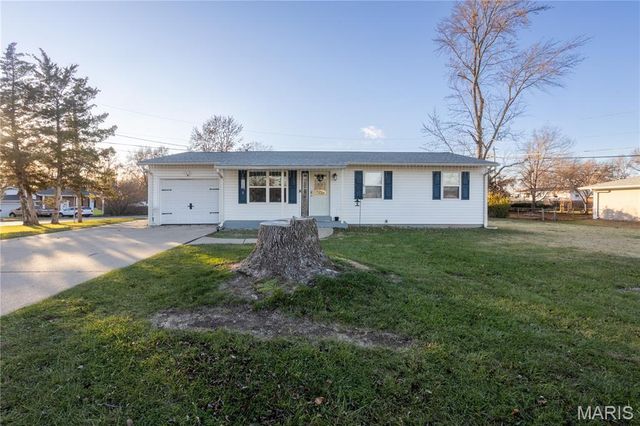 1201 Cypress Drive, O'fallon, MO 63366