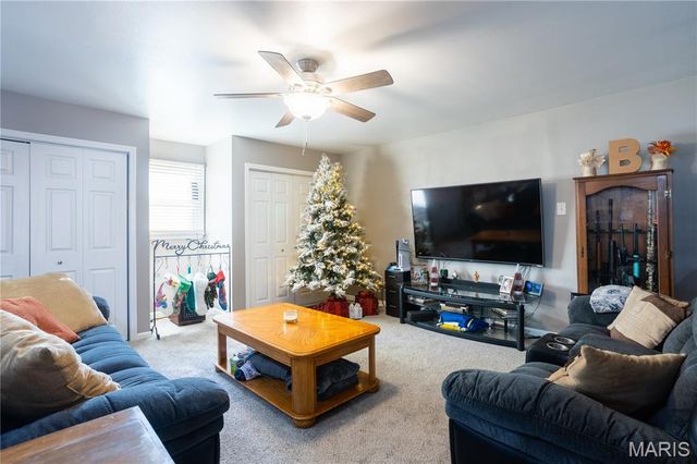 1201 Cypress Drive, O'fallon, MO 63366