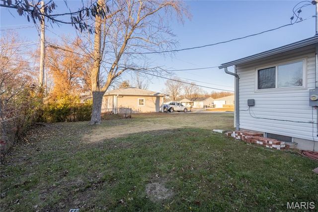 1201 Cypress Drive, O'fallon, MO 63366