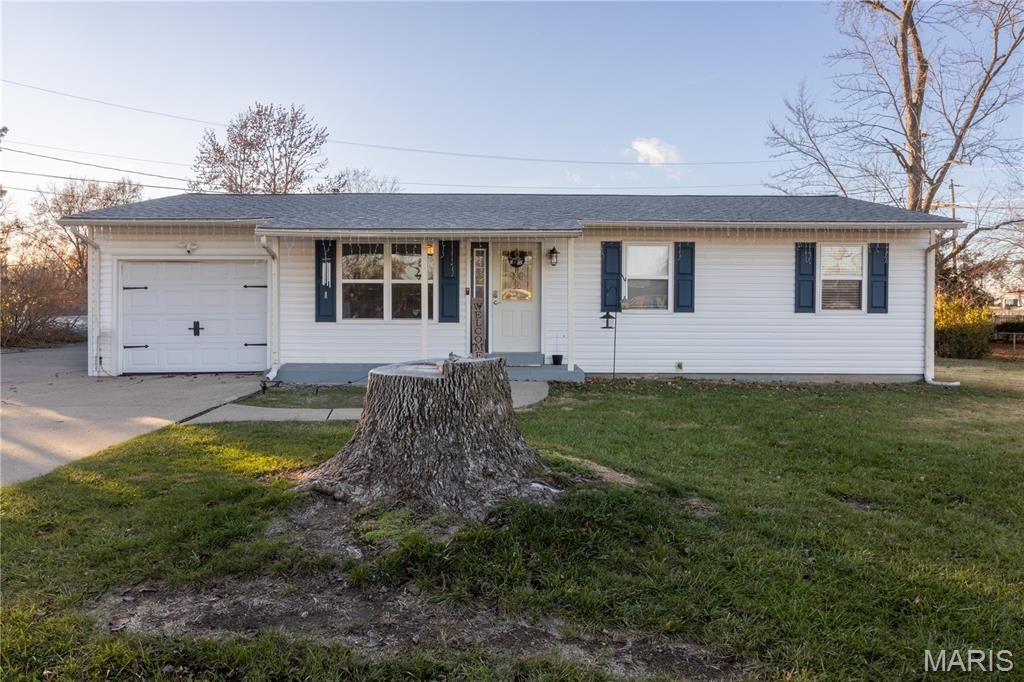 1201 Cypress Drive, O'fallon, MO 63366