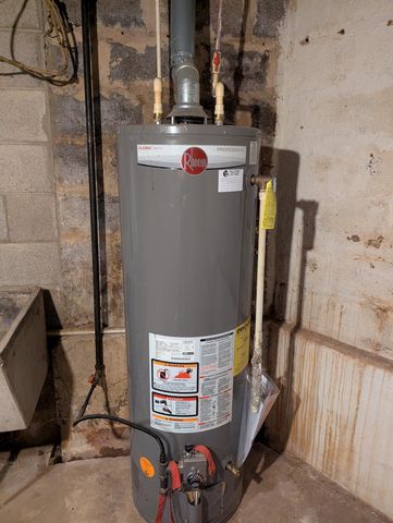 418 College Street, Dayton, TN 37321