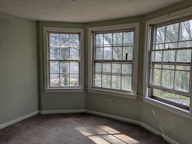 418 College Street, Dayton, TN 37321