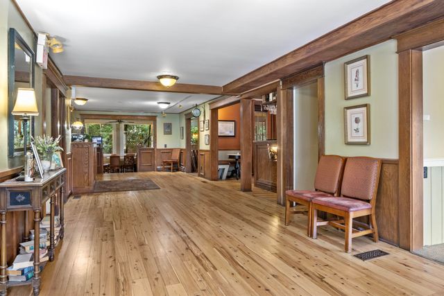 149 E Harbor Highway, Maple City, MI 49664