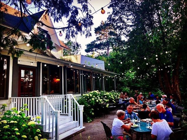 149 E Harbor Highway, Maple City, MI 49664