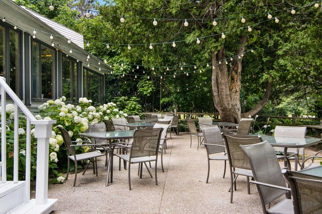 149 E Harbor Highway, Maple City, MI 49664