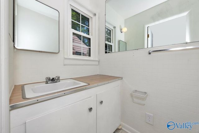 2020 Sewanee Road, Huntsville, AL 35801