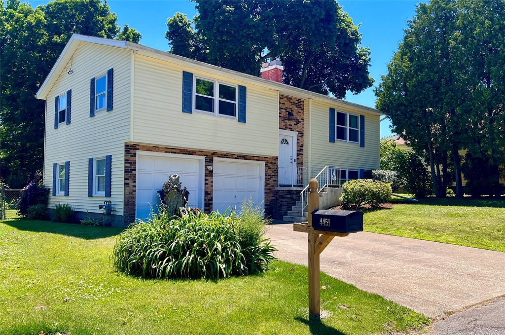 4451 W 28TH Street, Erie, PA 16506