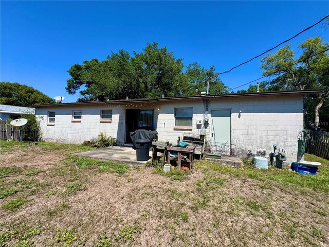 1406 PINEAPPLE LANE, Clearwater, FL 33759