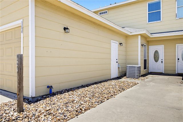 14214 Ambrosia St 104, Corpus Christi, TX 78418