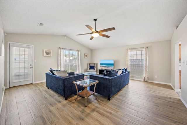 3312 Linger Court, Pensacola, FL 32526