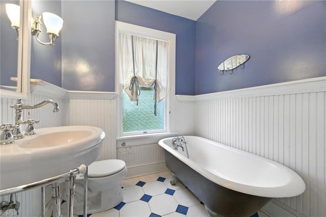 1152 Surrey CRES, Norfolk, VA 23508