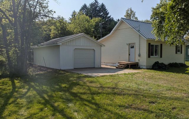 68 S Arthur Street, Carsonville, MI 48419