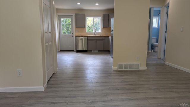 68 S Arthur Street, Carsonville, MI 48419