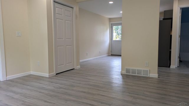 68 S Arthur Street, Carsonville, MI 48419