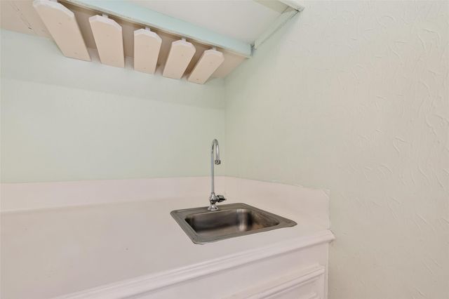 16410 Fondren Grove Drive, Missouri City, TX 77489