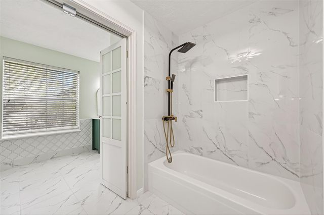 16410 Fondren Grove Drive, Missouri City, TX 77489