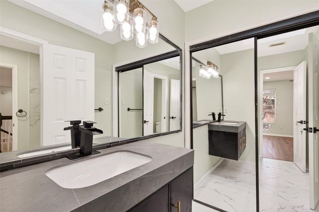 16410 Fondren Grove Drive, Missouri City, TX 77489