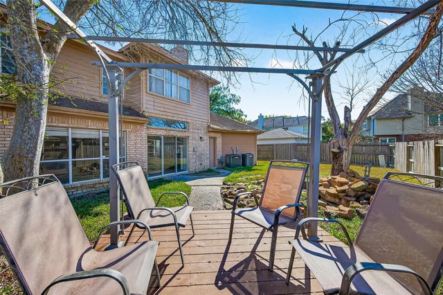 16410 Fondren Grove Drive, Missouri City, TX 77489