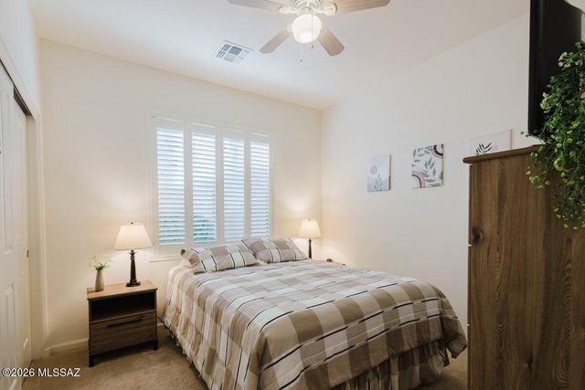 1744 Burning Hill Drive, Green Valley, AZ 85614