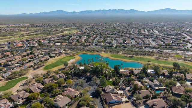 1744 Burning Hill Drive, Green Valley, AZ 85614