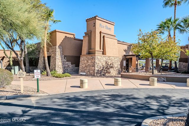 1744 Burning Hill Drive, Green Valley, AZ 85614