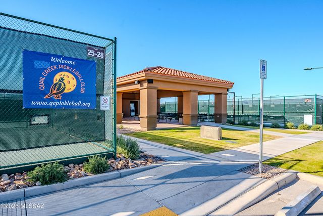 1744 Burning Hill Drive, Green Valley, AZ 85614