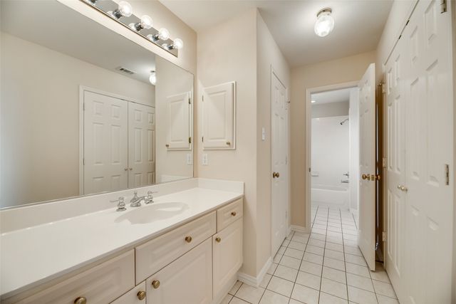 3902 Harlington Lane, Richardson, TX 75082