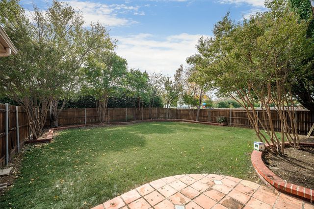 3902 Harlington Lane, Richardson, TX 75082