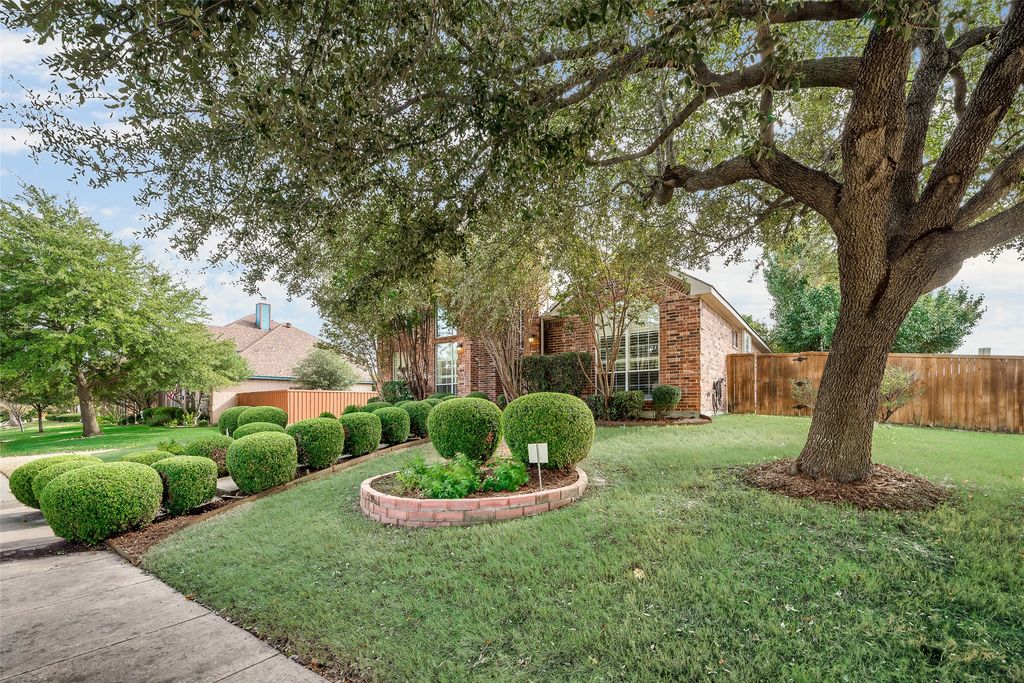3902 Harlington Lane, Richardson, TX 75082