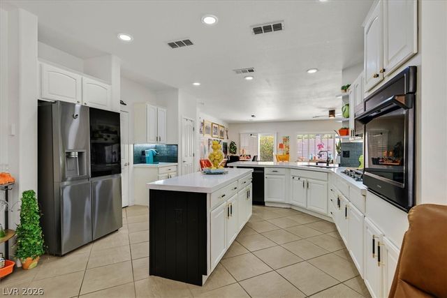 2228 Waterton Rivers Drive, Henderson, NV 89044