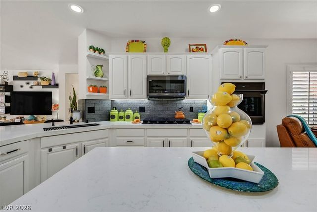 2228 Waterton Rivers Drive, Henderson, NV 89044